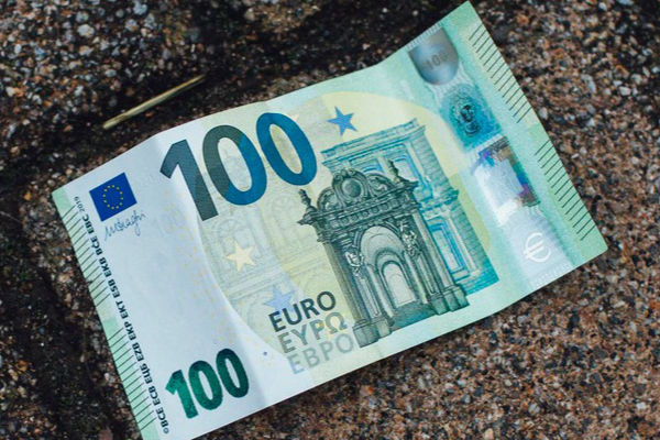 100 euro lenen
